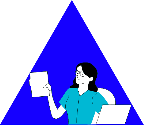 Imagen de una mujer con archivadores que acompaña al servicio de auditoría básica